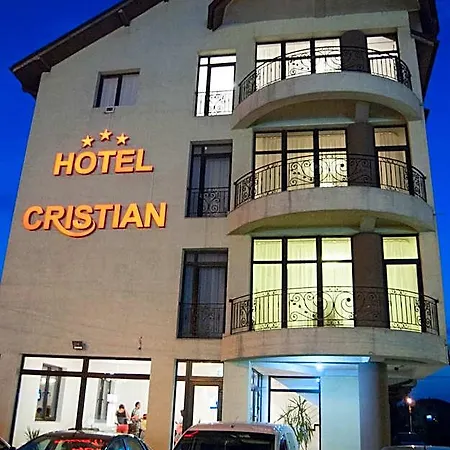 酒店 Cristian